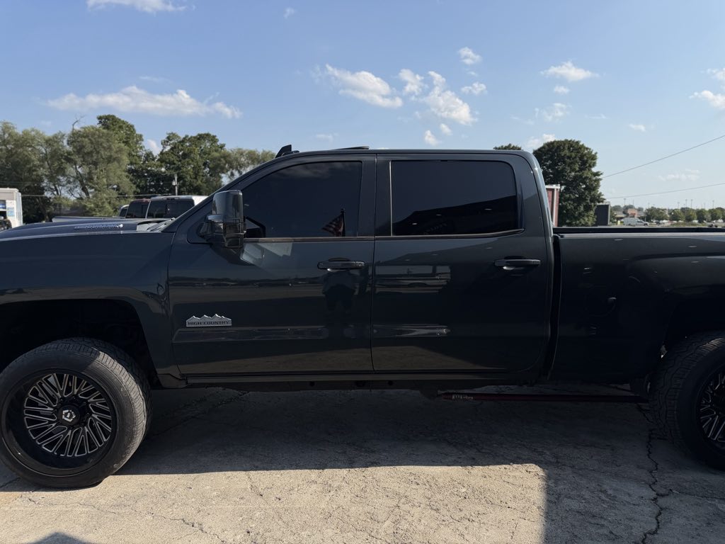chevrolet silverado 2500hd 2017 1GC1KXEY8HF243702 image chevrolet silverado 2500hd 2017 1GC1KXEY8HF243702 image